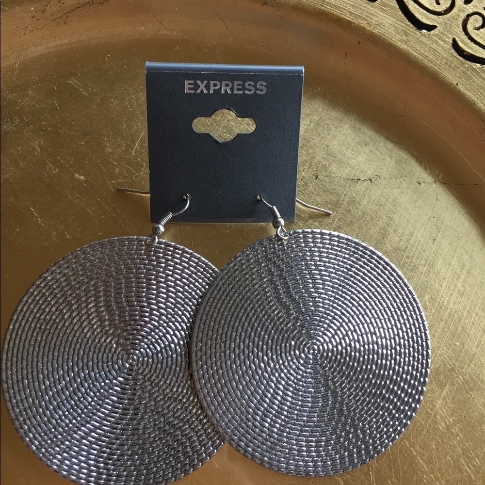 Express Earnings